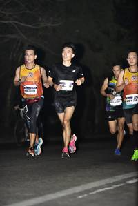 BIB: 42310
                            <button type="button" onclick="openModal(7287319)" class="btn btn-primary btn-sm float-right btn-popup" data-toggle="modal" data-target=".modal-high-quality">
                        <i class="fas fa-shopping-cart"></i> Add to Cart
                    </button>
                                            <button type="button" onclick="isThisMe(7287319, true)" class="btn btn-success btn-sm float-right btn-popup btn-isme hidden" data-toggle="tooltip" data-placement="bottom" title="นี่คือรูปของคุณใช่ไหม คลิกที่นี่เพื่อเอาเข้าอัลบั้ม">
                        <i class="fas fa-plus"></i> Add to album
                    </button>
                    <button type="button" onclick="isThisMe(7287319, false)" class="btn btn-warning btn-sm float-right btn-popup btn-isnotme hidden">
                        <i class="fas fa-ban"></i> Remove from album
                    </button>