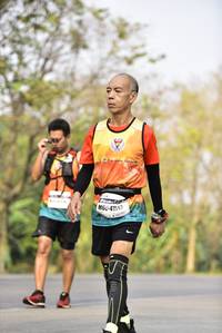 BIB: 41513
                            <button type="button" onclick="openModal(9266126)" class="btn btn-primary btn-sm float-right btn-popup" data-toggle="modal" data-target=".modal-high-quality">
                        <i class="fas fa-shopping-cart"></i> Add to Cart
                    </button>
                                            <button type="button" onclick="isThisMe(9266126, true)" class="btn btn-success btn-sm float-right btn-popup btn-isme hidden" data-toggle="tooltip" data-placement="bottom" title="นี่คือรูปของคุณใช่ไหม คลิกที่นี่เพื่อเอาเข้าอัลบั้ม">
                        <i class="fas fa-plus"></i> Add to album
                    </button>
                    <button type="button" onclick="isThisMe(9266126, false)" class="btn btn-warning btn-sm float-right btn-popup btn-isnotme hidden">
                        <i class="fas fa-ban"></i> Remove from album
                    </button>