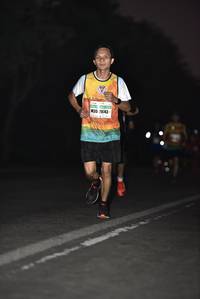 BIB: 20143
                            <button type="button" onclick="openModal(7423993)" class="btn btn-primary btn-sm float-right btn-popup" data-toggle="modal" data-target=".modal-high-quality">
                        <i class="fas fa-shopping-cart"></i> Add to Cart
                    </button>
                                            <button type="button" onclick="isThisMe(7423993, true)" class="btn btn-success btn-sm float-right btn-popup btn-isme hidden" data-toggle="tooltip" data-placement="bottom" title="นี่คือรูปของคุณใช่ไหม คลิกที่นี่เพื่อเอาเข้าอัลบั้ม">
                        <i class="fas fa-plus"></i> Add to album
                    </button>
                    <button type="button" onclick="isThisMe(7423993, false)" class="btn btn-warning btn-sm float-right btn-popup btn-isnotme hidden">
                        <i class="fas fa-ban"></i> Remove from album
                    </button>
