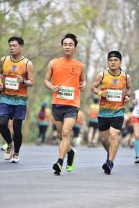 BIB: 26584, 27796, 20864
                            <button type="button" onclick="openModal(7503754)" class="btn btn-primary btn-sm float-right btn-popup" data-toggle="modal" data-target=".modal-high-quality">
                        <i class="fas fa-shopping-cart"></i> Add to Cart
                    </button>
                                            <button type="button" onclick="isThisMe(7503754, true)" class="btn btn-success btn-sm float-right btn-popup btn-isme hidden" data-toggle="tooltip" data-placement="bottom" title="นี่คือรูปของคุณใช่ไหม คลิกที่นี่เพื่อเอาเข้าอัลบั้ม">
                        <i class="fas fa-plus"></i> Add to album
                    </button>
                    <button type="button" onclick="isThisMe(7503754, false)" class="btn btn-warning btn-sm float-right btn-popup btn-isnotme hidden">
                        <i class="fas fa-ban"></i> Remove from album
                    </button>