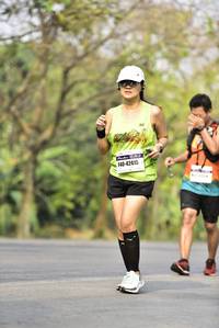 BIB: 42415
                            <button type="button" onclick="openModal(9266111)" class="btn btn-primary btn-sm float-right btn-popup" data-toggle="modal" data-target=".modal-high-quality">
                        <i class="fas fa-shopping-cart"></i> Add to Cart
                    </button>
                                            <button type="button" onclick="isThisMe(9266111, true)" class="btn btn-success btn-sm float-right btn-popup btn-isme hidden" data-toggle="tooltip" data-placement="bottom" title="นี่คือรูปของคุณใช่ไหม คลิกที่นี่เพื่อเอาเข้าอัลบั้ม">
                        <i class="fas fa-plus"></i> Add to album
                    </button>
                    <button type="button" onclick="isThisMe(9266111, false)" class="btn btn-warning btn-sm float-right btn-popup btn-isnotme hidden">
                        <i class="fas fa-ban"></i> Remove from album
                    </button>