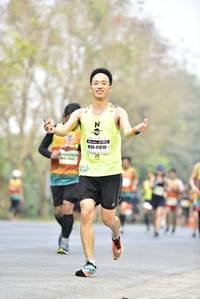 BIB: 41010
                            <button type="button" onclick="openModal(7628063)" class="btn btn-primary btn-sm float-right btn-popup" data-toggle="modal" data-target=".modal-high-quality">
                        <i class="fas fa-shopping-cart"></i> Add to Cart
                    </button>
                                            <button type="button" onclick="isThisMe(7628063, true)" class="btn btn-success btn-sm float-right btn-popup btn-isme hidden" data-toggle="tooltip" data-placement="bottom" title="นี่คือรูปของคุณใช่ไหม คลิกที่นี่เพื่อเอาเข้าอัลบั้ม">
                        <i class="fas fa-plus"></i> Add to album
                    </button>
                    <button type="button" onclick="isThisMe(7628063, false)" class="btn btn-warning btn-sm float-right btn-popup btn-isnotme hidden">
                        <i class="fas fa-ban"></i> Remove from album
                    </button>