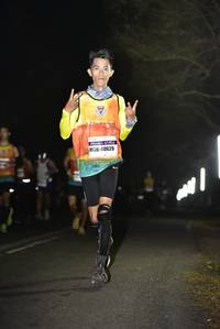 BIB: 40629
                            <button type="button" onclick="openModal(7304070)" class="btn btn-primary btn-sm float-right btn-popup" data-toggle="modal" data-target=".modal-high-quality">
                        <i class="fas fa-shopping-cart"></i> Add to Cart
                    </button>
                                            <button type="button" onclick="isThisMe(7304070, true)" class="btn btn-success btn-sm float-right btn-popup btn-isme hidden" data-toggle="tooltip" data-placement="bottom" title="นี่คือรูปของคุณใช่ไหม คลิกที่นี่เพื่อเอาเข้าอัลบั้ม">
                        <i class="fas fa-plus"></i> Add to album
                    </button>
                    <button type="button" onclick="isThisMe(7304070, false)" class="btn btn-warning btn-sm float-right btn-popup btn-isnotme hidden">
                        <i class="fas fa-ban"></i> Remove from album
                    </button>