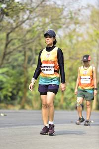 BIB: 40375
                            <button type="button" onclick="openModal(9280397)" class="btn btn-primary btn-sm float-right btn-popup" data-toggle="modal" data-target=".modal-high-quality">
                        <i class="fas fa-shopping-cart"></i> Add to Cart
                    </button>
                                            <button type="button" onclick="isThisMe(9280397, true)" class="btn btn-success btn-sm float-right btn-popup btn-isme hidden" data-toggle="tooltip" data-placement="bottom" title="นี่คือรูปของคุณใช่ไหม คลิกที่นี่เพื่อเอาเข้าอัลบั้ม">
                        <i class="fas fa-plus"></i> Add to album
                    </button>
                    <button type="button" onclick="isThisMe(9280397, false)" class="btn btn-warning btn-sm float-right btn-popup btn-isnotme hidden">
                        <i class="fas fa-ban"></i> Remove from album
                    </button>