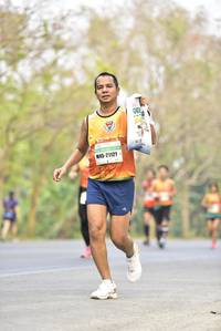 BIB: 21121
                            <button type="button" onclick="openModal(7618225)" class="btn btn-primary btn-sm float-right btn-popup" data-toggle="modal" data-target=".modal-high-quality">
                        <i class="fas fa-shopping-cart"></i> Add to Cart
                    </button>
                                            <button type="button" onclick="isThisMe(7618225, true)" class="btn btn-success btn-sm float-right btn-popup btn-isme hidden" data-toggle="tooltip" data-placement="bottom" title="นี่คือรูปของคุณใช่ไหม คลิกที่นี่เพื่อเอาเข้าอัลบั้ม">
                        <i class="fas fa-plus"></i> Add to album
                    </button>
                    <button type="button" onclick="isThisMe(7618225, false)" class="btn btn-warning btn-sm float-right btn-popup btn-isnotme hidden">
                        <i class="fas fa-ban"></i> Remove from album
                    </button>