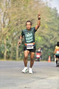 BIB: 48302
                            <button type="button" onclick="openModal(9265092)" class="btn btn-primary btn-sm float-right btn-popup" data-toggle="modal" data-target=".modal-high-quality">
                        <i class="fas fa-shopping-cart"></i> Add to Cart
                    </button>
                                            <button type="button" onclick="isThisMe(9265092, true)" class="btn btn-success btn-sm float-right btn-popup btn-isme hidden" data-toggle="tooltip" data-placement="bottom" title="นี่คือรูปของคุณใช่ไหม คลิกที่นี่เพื่อเอาเข้าอัลบั้ม">
                        <i class="fas fa-plus"></i> Add to album
                    </button>
                    <button type="button" onclick="isThisMe(9265092, false)" class="btn btn-warning btn-sm float-right btn-popup btn-isnotme hidden">
                        <i class="fas fa-ban"></i> Remove from album
                    </button>