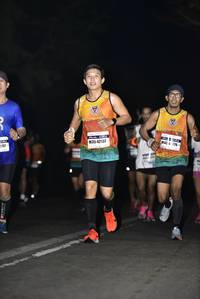BIB: 2101, 42137
                            <button type="button" onclick="openModal(7288158)" class="btn btn-primary btn-sm float-right btn-popup" data-toggle="modal" data-target=".modal-high-quality">
                        <i class="fas fa-shopping-cart"></i> Add to Cart
                    </button>
                                            <button type="button" onclick="isThisMe(7288158, true)" class="btn btn-success btn-sm float-right btn-popup btn-isme hidden" data-toggle="tooltip" data-placement="bottom" title="นี่คือรูปของคุณใช่ไหม คลิกที่นี่เพื่อเอาเข้าอัลบั้ม">
                        <i class="fas fa-plus"></i> Add to album
                    </button>
                    <button type="button" onclick="isThisMe(7288158, false)" class="btn btn-warning btn-sm float-right btn-popup btn-isnotme hidden">
                        <i class="fas fa-ban"></i> Remove from album
                    </button>