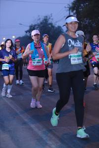BIB: 405, 46184
                            <button type="button" onclick="openModal(7690352)" class="btn btn-primary btn-sm float-right btn-popup" data-toggle="modal" data-target=".modal-high-quality">
                        <i class="fas fa-shopping-cart"></i> Add to Cart
                    </button>
                                            <button type="button" onclick="isThisMe(7690352, true)" class="btn btn-success btn-sm float-right btn-popup btn-isme hidden" data-toggle="tooltip" data-placement="bottom" title="นี่คือรูปของคุณใช่ไหม คลิกที่นี่เพื่อเอาเข้าอัลบั้ม">
                        <i class="fas fa-plus"></i> Add to album
                    </button>
                    <button type="button" onclick="isThisMe(7690352, false)" class="btn btn-warning btn-sm float-right btn-popup btn-isnotme hidden">
                        <i class="fas fa-ban"></i> Remove from album
                    </button>