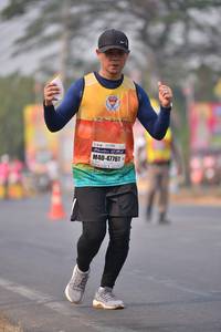 BIB: 47761
                            <button type="button" onclick="openModal(8829099)" class="btn btn-primary btn-sm float-right btn-popup" data-toggle="modal" data-target=".modal-high-quality">
                        <i class="fas fa-shopping-cart"></i> Add to Cart
                    </button>
                                            <button type="button" onclick="isThisMe(8829099, true)" class="btn btn-success btn-sm float-right btn-popup btn-isme hidden" data-toggle="tooltip" data-placement="bottom" title="นี่คือรูปของคุณใช่ไหม คลิกที่นี่เพื่อเอาเข้าอัลบั้ม">
                        <i class="fas fa-plus"></i> Add to album
                    </button>
                    <button type="button" onclick="isThisMe(8829099, false)" class="btn btn-warning btn-sm float-right btn-popup btn-isnotme hidden">
                        <i class="fas fa-ban"></i> Remove from album
                    </button>