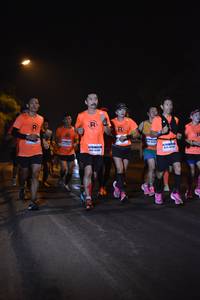 BIB: 472, 45080
                            <button type="button" onclick="openModal(8128898)" class="btn btn-primary btn-sm float-right btn-popup" data-toggle="modal" data-target=".modal-high-quality">
                        <i class="fas fa-shopping-cart"></i> Add to Cart
                    </button>
                                            <button type="button" onclick="isThisMe(8128898, true)" class="btn btn-success btn-sm float-right btn-popup btn-isme hidden" data-toggle="tooltip" data-placement="bottom" title="นี่คือรูปของคุณใช่ไหม คลิกที่นี่เพื่อเอาเข้าอัลบั้ม">
                        <i class="fas fa-plus"></i> Add to album
                    </button>
                    <button type="button" onclick="isThisMe(8128898, false)" class="btn btn-warning btn-sm float-right btn-popup btn-isnotme hidden">
                        <i class="fas fa-ban"></i> Remove from album
                    </button>