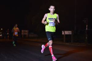 BIB: 4824, 20517
                            <button type="button" onclick="openModal(8069158)" class="btn btn-primary btn-sm float-right btn-popup" data-toggle="modal" data-target=".modal-high-quality">
                        <i class="fas fa-shopping-cart"></i> Add to Cart
                    </button>
                                            <button type="button" onclick="isThisMe(8069158, true)" class="btn btn-success btn-sm float-right btn-popup btn-isme hidden" data-toggle="tooltip" data-placement="bottom" title="นี่คือรูปของคุณใช่ไหม คลิกที่นี่เพื่อเอาเข้าอัลบั้ม">
                        <i class="fas fa-plus"></i> Add to album
                    </button>
                    <button type="button" onclick="isThisMe(8069158, false)" class="btn btn-warning btn-sm float-right btn-popup btn-isnotme hidden">
                        <i class="fas fa-ban"></i> Remove from album
                    </button>