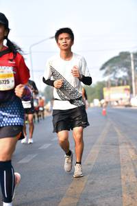 BIB: 4188, 725
                            <button type="button" onclick="openModal(7282974)" class="btn btn-primary btn-sm float-right btn-popup" data-toggle="modal" data-target=".modal-high-quality">
                        <i class="fas fa-shopping-cart"></i> Add to Cart
                    </button>
                                            <button type="button" onclick="isThisMe(7282974, true)" class="btn btn-success btn-sm float-right btn-popup btn-isme hidden" data-toggle="tooltip" data-placement="bottom" title="นี่คือรูปของคุณใช่ไหม คลิกที่นี่เพื่อเอาเข้าอัลบั้ม">
                        <i class="fas fa-plus"></i> Add to album
                    </button>
                    <button type="button" onclick="isThisMe(7282974, false)" class="btn btn-warning btn-sm float-right btn-popup btn-isnotme hidden">
                        <i class="fas fa-ban"></i> Remove from album
                    </button>