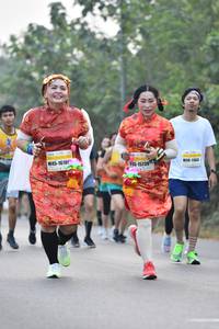 BIB: 1618, 15739, 1144
                            <button type="button" onclick="openModal(7738997)" class="btn btn-primary btn-sm float-right btn-popup" data-toggle="modal" data-target=".modal-high-quality">
                        <i class="fas fa-shopping-cart"></i> Add to Cart
                    </button>
                                            <button type="button" onclick="isThisMe(7738997, true)" class="btn btn-success btn-sm float-right btn-popup btn-isme hidden" data-toggle="tooltip" data-placement="bottom" title="นี่คือรูปของคุณใช่ไหม คลิกที่นี่เพื่อเอาเข้าอัลบั้ม">
                        <i class="fas fa-plus"></i> Add to album
                    </button>
                    <button type="button" onclick="isThisMe(7738997, false)" class="btn btn-warning btn-sm float-right btn-popup btn-isnotme hidden">
                        <i class="fas fa-ban"></i> Remove from album
                    </button>