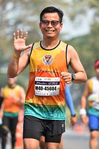 BIB: 42195, 45604
                            <button type="button" onclick="openModal(7580626)" class="btn btn-primary btn-sm float-right btn-popup" data-toggle="modal" data-target=".modal-high-quality">
                        <i class="fas fa-shopping-cart"></i> Add to Cart
                    </button>
                                            <button type="button" onclick="isThisMe(7580626, true)" class="btn btn-success btn-sm float-right btn-popup btn-isme hidden" data-toggle="tooltip" data-placement="bottom" title="นี่คือรูปของคุณใช่ไหม คลิกที่นี่เพื่อเอาเข้าอัลบั้ม">
                        <i class="fas fa-plus"></i> Add to album
                    </button>
                    <button type="button" onclick="isThisMe(7580626, false)" class="btn btn-warning btn-sm float-right btn-popup btn-isnotme hidden">
                        <i class="fas fa-ban"></i> Remove from album
                    </button>