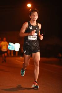 BIB: 48240
                            <button type="button" onclick="openModal(7589959)" class="btn btn-primary btn-sm float-right btn-popup" data-toggle="modal" data-target=".modal-high-quality">
                        <i class="fas fa-shopping-cart"></i> Add to Cart
                    </button>
                                            <button type="button" onclick="isThisMe(7589959, true)" class="btn btn-success btn-sm float-right btn-popup btn-isme hidden" data-toggle="tooltip" data-placement="bottom" title="นี่คือรูปของคุณใช่ไหม คลิกที่นี่เพื่อเอาเข้าอัลบั้ม">
                        <i class="fas fa-plus"></i> Add to album
                    </button>
                    <button type="button" onclick="isThisMe(7589959, false)" class="btn btn-warning btn-sm float-right btn-popup btn-isnotme hidden">
                        <i class="fas fa-ban"></i> Remove from album
                    </button>