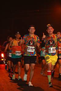 BIB: 47786, 47785, 46968
                            <button type="button" onclick="openModal(9936686)" class="btn btn-primary btn-sm float-right btn-popup" data-toggle="modal" data-target=".modal-high-quality">
                        <i class="fas fa-shopping-cart"></i> Add to Cart
                    </button>
                                            <button type="button" onclick="isThisMe(9936686, true)" class="btn btn-success btn-sm float-right btn-popup btn-isme hidden" data-toggle="tooltip" data-placement="bottom" title="นี่คือรูปของคุณใช่ไหม คลิกที่นี่เพื่อเอาเข้าอัลบั้ม">
                        <i class="fas fa-plus"></i> Add to album
                    </button>
                    <button type="button" onclick="isThisMe(9936686, false)" class="btn btn-warning btn-sm float-right btn-popup btn-isnotme hidden">
                        <i class="fas fa-ban"></i> Remove from album
                    </button>