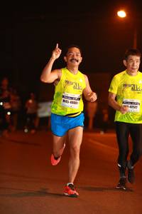 BIB: 0572, 48081
                            <button type="button" onclick="openModal(9928206)" class="btn btn-primary btn-sm float-right btn-popup" data-toggle="modal" data-target=".modal-high-quality">
                        <i class="fas fa-shopping-cart"></i> Add to Cart
                    </button>
                                            <button type="button" onclick="isThisMe(9928206, true)" class="btn btn-success btn-sm float-right btn-popup btn-isme hidden" data-toggle="tooltip" data-placement="bottom" title="นี่คือรูปของคุณใช่ไหม คลิกที่นี่เพื่อเอาเข้าอัลบั้ม">
                        <i class="fas fa-plus"></i> Add to album
                    </button>
                    <button type="button" onclick="isThisMe(9928206, false)" class="btn btn-warning btn-sm float-right btn-popup btn-isnotme hidden">
                        <i class="fas fa-ban"></i> Remove from album
                    </button>