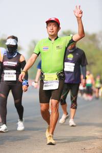 BIB: 40519, 470
                            <button type="button" onclick="openModal(7916961)" class="btn btn-primary btn-sm float-right btn-popup" data-toggle="modal" data-target=".modal-high-quality">
                        <i class="fas fa-shopping-cart"></i> Add to Cart
                    </button>
                                            <button type="button" onclick="isThisMe(7916961, true)" class="btn btn-success btn-sm float-right btn-popup btn-isme hidden" data-toggle="tooltip" data-placement="bottom" title="นี่คือรูปของคุณใช่ไหม คลิกที่นี่เพื่อเอาเข้าอัลบั้ม">
                        <i class="fas fa-plus"></i> Add to album
                    </button>
                    <button type="button" onclick="isThisMe(7916961, false)" class="btn btn-warning btn-sm float-right btn-popup btn-isnotme hidden">
                        <i class="fas fa-ban"></i> Remove from album
                    </button>