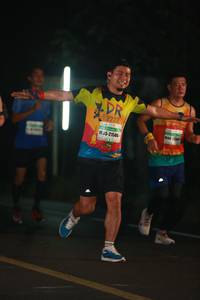 BIB: 2222, 21586
                            <button type="button" onclick="openModal(7680446)" class="btn btn-primary btn-sm float-right btn-popup" data-toggle="modal" data-target=".modal-high-quality">
                        <i class="fas fa-shopping-cart"></i> Add to Cart
                    </button>
                                            <button type="button" onclick="isThisMe(7680446, true)" class="btn btn-success btn-sm float-right btn-popup btn-isme hidden" data-toggle="tooltip" data-placement="bottom" title="นี่คือรูปของคุณใช่ไหม คลิกที่นี่เพื่อเอาเข้าอัลบั้ม">
                        <i class="fas fa-plus"></i> Add to album
                    </button>
                    <button type="button" onclick="isThisMe(7680446, false)" class="btn btn-warning btn-sm float-right btn-popup btn-isnotme hidden">
                        <i class="fas fa-ban"></i> Remove from album
                    </button>