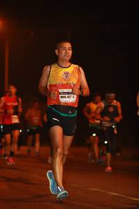 BIB: 4725
                            <button type="button" onclick="openModal(7607941)" class="btn btn-primary btn-sm float-right btn-popup" data-toggle="modal" data-target=".modal-high-quality">
                        <i class="fas fa-shopping-cart"></i> Add to Cart
                    </button>
                                            <button type="button" onclick="isThisMe(7607941, true)" class="btn btn-success btn-sm float-right btn-popup btn-isme hidden" data-toggle="tooltip" data-placement="bottom" title="นี่คือรูปของคุณใช่ไหม คลิกที่นี่เพื่อเอาเข้าอัลบั้ม">
                        <i class="fas fa-plus"></i> Add to album
                    </button>
                    <button type="button" onclick="isThisMe(7607941, false)" class="btn btn-warning btn-sm float-right btn-popup btn-isnotme hidden">
                        <i class="fas fa-ban"></i> Remove from album
                    </button>