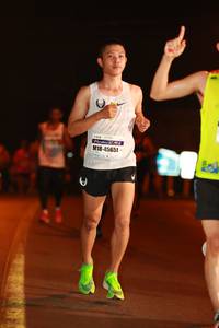 BIB: 472, 45651
                            <button type="button" onclick="openModal(9928304)" class="btn btn-primary btn-sm float-right btn-popup" data-toggle="modal" data-target=".modal-high-quality">
                        <i class="fas fa-shopping-cart"></i> Add to Cart
                    </button>
                                            <button type="button" onclick="isThisMe(9928304, true)" class="btn btn-success btn-sm float-right btn-popup btn-isme hidden" data-toggle="tooltip" data-placement="bottom" title="นี่คือรูปของคุณใช่ไหม คลิกที่นี่เพื่อเอาเข้าอัลบั้ม">
                        <i class="fas fa-plus"></i> Add to album
                    </button>
                    <button type="button" onclick="isThisMe(9928304, false)" class="btn btn-warning btn-sm float-right btn-popup btn-isnotme hidden">
                        <i class="fas fa-ban"></i> Remove from album
                    </button>