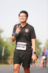 BIB: 195, 47134
                            <button type="button" onclick="openModal(7912998)" class="btn btn-primary btn-sm float-right btn-popup" data-toggle="modal" data-target=".modal-high-quality">
                        <i class="fas fa-shopping-cart"></i> Add to Cart
                    </button>
                                            <button type="button" onclick="isThisMe(7912998, true)" class="btn btn-success btn-sm float-right btn-popup btn-isme hidden" data-toggle="tooltip" data-placement="bottom" title="นี่คือรูปของคุณใช่ไหม คลิกที่นี่เพื่อเอาเข้าอัลบั้ม">
                        <i class="fas fa-plus"></i> Add to album
                    </button>
                    <button type="button" onclick="isThisMe(7912998, false)" class="btn btn-warning btn-sm float-right btn-popup btn-isnotme hidden">
                        <i class="fas fa-ban"></i> Remove from album
                    </button>