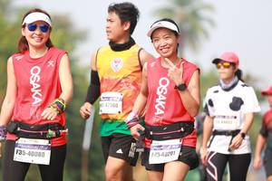 BIB: 42560, 40080, 40201
                            <button type="button" onclick="openModal(7916385)" class="btn btn-primary btn-sm float-right btn-popup" data-toggle="modal" data-target=".modal-high-quality">
                        <i class="fas fa-shopping-cart"></i> Add to Cart
                    </button>
                                            <button type="button" onclick="isThisMe(7916385, true)" class="btn btn-success btn-sm float-right btn-popup btn-isme hidden" data-toggle="tooltip" data-placement="bottom" title="นี่คือรูปของคุณใช่ไหม คลิกที่นี่เพื่อเอาเข้าอัลบั้ม">
                        <i class="fas fa-plus"></i> Add to album
                    </button>
                    <button type="button" onclick="isThisMe(7916385, false)" class="btn btn-warning btn-sm float-right btn-popup btn-isnotme hidden">
                        <i class="fas fa-ban"></i> Remove from album
                    </button>