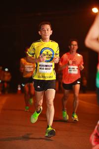 BIB: 40552
                            <button type="button" onclick="openModal(9927871)" class="btn btn-primary btn-sm float-right btn-popup" data-toggle="modal" data-target=".modal-high-quality">
                        <i class="fas fa-shopping-cart"></i> Add to Cart
                    </button>
                                            <button type="button" onclick="isThisMe(9927871, true)" class="btn btn-success btn-sm float-right btn-popup btn-isme hidden" data-toggle="tooltip" data-placement="bottom" title="นี่คือรูปของคุณใช่ไหม คลิกที่นี่เพื่อเอาเข้าอัลบั้ม">
                        <i class="fas fa-plus"></i> Add to album
                    </button>
                    <button type="button" onclick="isThisMe(9927871, false)" class="btn btn-warning btn-sm float-right btn-popup btn-isnotme hidden">
                        <i class="fas fa-ban"></i> Remove from album
                    </button>