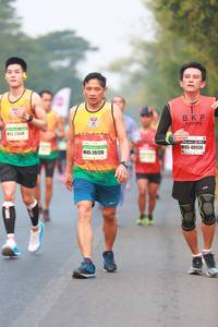 BIB: 40938, 26120
                            <button type="button" onclick="openModal(7499802)" class="btn btn-primary btn-sm float-right btn-popup" data-toggle="modal" data-target=".modal-high-quality">
                        <i class="fas fa-shopping-cart"></i> Add to Cart
                    </button>
                                            <button type="button" onclick="isThisMe(7499802, true)" class="btn btn-success btn-sm float-right btn-popup btn-isme hidden" data-toggle="tooltip" data-placement="bottom" title="นี่คือรูปของคุณใช่ไหม คลิกที่นี่เพื่อเอาเข้าอัลบั้ม">
                        <i class="fas fa-plus"></i> Add to album
                    </button>
                    <button type="button" onclick="isThisMe(7499802, false)" class="btn btn-warning btn-sm float-right btn-popup btn-isnotme hidden">
                        <i class="fas fa-ban"></i> Remove from album
                    </button>