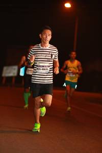 BIB: 40635
                            <button type="button" onclick="openModal(7588826)" class="btn btn-primary btn-sm float-right btn-popup" data-toggle="modal" data-target=".modal-high-quality">
                        <i class="fas fa-shopping-cart"></i> Add to Cart
                    </button>
                                            <button type="button" onclick="isThisMe(7588826, true)" class="btn btn-success btn-sm float-right btn-popup btn-isme hidden" data-toggle="tooltip" data-placement="bottom" title="นี่คือรูปของคุณใช่ไหม คลิกที่นี่เพื่อเอาเข้าอัลบั้ม">
                        <i class="fas fa-plus"></i> Add to album
                    </button>
                    <button type="button" onclick="isThisMe(7588826, false)" class="btn btn-warning btn-sm float-right btn-popup btn-isnotme hidden">
                        <i class="fas fa-ban"></i> Remove from album
                    </button>