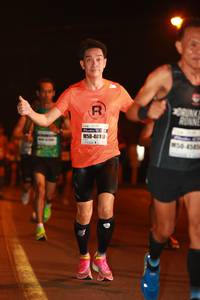 BIB: 481
                            <button type="button" onclick="openModal(7605159)" class="btn btn-primary btn-sm float-right btn-popup" data-toggle="modal" data-target=".modal-high-quality">
                        <i class="fas fa-shopping-cart"></i> Add to Cart
                    </button>
                                            <button type="button" onclick="isThisMe(7605159, true)" class="btn btn-success btn-sm float-right btn-popup btn-isme hidden" data-toggle="tooltip" data-placement="bottom" title="นี่คือรูปของคุณใช่ไหม คลิกที่นี่เพื่อเอาเข้าอัลบั้ม">
                        <i class="fas fa-plus"></i> Add to album
                    </button>
                    <button type="button" onclick="isThisMe(7605159, false)" class="btn btn-warning btn-sm float-right btn-popup btn-isnotme hidden">
                        <i class="fas fa-ban"></i> Remove from album
                    </button>