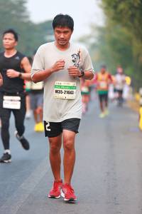 BIB: 21663
                            <button type="button" onclick="openModal(7497132)" class="btn btn-primary btn-sm float-right btn-popup" data-toggle="modal" data-target=".modal-high-quality">
                        <i class="fas fa-shopping-cart"></i> Add to Cart
                    </button>
                                            <button type="button" onclick="isThisMe(7497132, true)" class="btn btn-success btn-sm float-right btn-popup btn-isme hidden" data-toggle="tooltip" data-placement="bottom" title="นี่คือรูปของคุณใช่ไหม คลิกที่นี่เพื่อเอาเข้าอัลบั้ม">
                        <i class="fas fa-plus"></i> Add to album
                    </button>
                    <button type="button" onclick="isThisMe(7497132, false)" class="btn btn-warning btn-sm float-right btn-popup btn-isnotme hidden">
                        <i class="fas fa-ban"></i> Remove from album
                    </button>