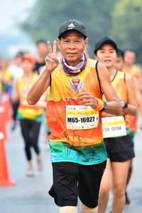 BIB: 16927, 15134
                            <button type="button" onclick="openModal(8211928)" class="btn btn-primary btn-sm float-right btn-popup" data-toggle="modal" data-target=".modal-high-quality">
                        <i class="fas fa-shopping-cart"></i> Add to Cart
                    </button>
                                            <button type="button" onclick="isThisMe(8211928, true)" class="btn btn-success btn-sm float-right btn-popup btn-isme hidden" data-toggle="tooltip" data-placement="bottom" title="นี่คือรูปของคุณใช่ไหม คลิกที่นี่เพื่อเอาเข้าอัลบั้ม">
                        <i class="fas fa-plus"></i> Add to album
                    </button>
                    <button type="button" onclick="isThisMe(8211928, false)" class="btn btn-warning btn-sm float-right btn-popup btn-isnotme hidden">
                        <i class="fas fa-ban"></i> Remove from album
                    </button>