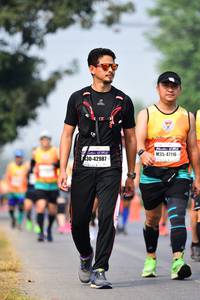 BIB: 47116, 42987
                            <button type="button" onclick="openModal(9431191)" class="btn btn-primary btn-sm float-right btn-popup" data-toggle="modal" data-target=".modal-high-quality">
                        <i class="fas fa-shopping-cart"></i> Add to Cart
                    </button>
                                            <button type="button" onclick="isThisMe(9431191, true)" class="btn btn-success btn-sm float-right btn-popup btn-isme hidden" data-toggle="tooltip" data-placement="bottom" title="นี่คือรูปของคุณใช่ไหม คลิกที่นี่เพื่อเอาเข้าอัลบั้ม">
                        <i class="fas fa-plus"></i> Add to album
                    </button>
                    <button type="button" onclick="isThisMe(9431191, false)" class="btn btn-warning btn-sm float-right btn-popup btn-isnotme hidden">
                        <i class="fas fa-ban"></i> Remove from album
                    </button>