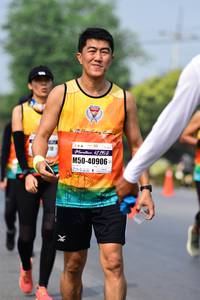 BIB: 195, 40906
                            <button type="button" onclick="openModal(9429933)" class="btn btn-primary btn-sm float-right btn-popup" data-toggle="modal" data-target=".modal-high-quality">
                        <i class="fas fa-shopping-cart"></i> Add to Cart
                    </button>
                                            <button type="button" onclick="isThisMe(9429933, true)" class="btn btn-success btn-sm float-right btn-popup btn-isme hidden" data-toggle="tooltip" data-placement="bottom" title="นี่คือรูปของคุณใช่ไหม คลิกที่นี่เพื่อเอาเข้าอัลบั้ม">
                        <i class="fas fa-plus"></i> Add to album
                    </button>
                    <button type="button" onclick="isThisMe(9429933, false)" class="btn btn-warning btn-sm float-right btn-popup btn-isnotme hidden">
                        <i class="fas fa-ban"></i> Remove from album
                    </button>