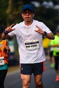 BIB: 421952, 41505
                            <button type="button" onclick="openModal(9385823)" class="btn btn-primary btn-sm float-right btn-popup" data-toggle="modal" data-target=".modal-high-quality">
                        <i class="fas fa-shopping-cart"></i> Add to Cart
                    </button>
                                            <button type="button" onclick="isThisMe(9385823, true)" class="btn btn-success btn-sm float-right btn-popup btn-isme hidden" data-toggle="tooltip" data-placement="bottom" title="นี่คือรูปของคุณใช่ไหม คลิกที่นี่เพื่อเอาเข้าอัลบั้ม">
                        <i class="fas fa-plus"></i> Add to album
                    </button>
                    <button type="button" onclick="isThisMe(9385823, false)" class="btn btn-warning btn-sm float-right btn-popup btn-isnotme hidden">
                        <i class="fas fa-ban"></i> Remove from album
                    </button>