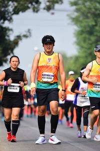 BIB: 46352, 41310
                            <button type="button" onclick="openModal(9421066)" class="btn btn-primary btn-sm float-right btn-popup" data-toggle="modal" data-target=".modal-high-quality">
                        <i class="fas fa-shopping-cart"></i> Add to Cart
                    </button>
                                            <button type="button" onclick="isThisMe(9421066, true)" class="btn btn-success btn-sm float-right btn-popup btn-isme hidden" data-toggle="tooltip" data-placement="bottom" title="นี่คือรูปของคุณใช่ไหม คลิกที่นี่เพื่อเอาเข้าอัลบั้ม">
                        <i class="fas fa-plus"></i> Add to album
                    </button>
                    <button type="button" onclick="isThisMe(9421066, false)" class="btn btn-warning btn-sm float-right btn-popup btn-isnotme hidden">
                        <i class="fas fa-ban"></i> Remove from album
                    </button>