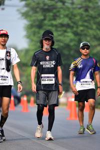 BIB: 45807, 47584, 41040
                            <button type="button" onclick="openModal(9425989)" class="btn btn-primary btn-sm float-right btn-popup" data-toggle="modal" data-target=".modal-high-quality">
                        <i class="fas fa-shopping-cart"></i> Add to Cart
                    </button>
                                            <button type="button" onclick="isThisMe(9425989, true)" class="btn btn-success btn-sm float-right btn-popup btn-isme hidden" data-toggle="tooltip" data-placement="bottom" title="นี่คือรูปของคุณใช่ไหม คลิกที่นี่เพื่อเอาเข้าอัลบั้ม">
                        <i class="fas fa-plus"></i> Add to album
                    </button>
                    <button type="button" onclick="isThisMe(9425989, false)" class="btn btn-warning btn-sm float-right btn-popup btn-isnotme hidden">
                        <i class="fas fa-ban"></i> Remove from album
                    </button>