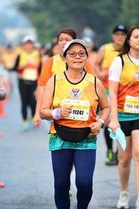 BIB: 135, 116, 11247
                            <button type="button" onclick="openModal(8530292)" class="btn btn-primary btn-sm float-right btn-popup" data-toggle="modal" data-target=".modal-high-quality">
                        <i class="fas fa-shopping-cart"></i> Add to Cart
                    </button>
                                            <button type="button" onclick="isThisMe(8530292, true)" class="btn btn-success btn-sm float-right btn-popup btn-isme hidden" data-toggle="tooltip" data-placement="bottom" title="นี่คือรูปของคุณใช่ไหม คลิกที่นี่เพื่อเอาเข้าอัลบั้ม">
                        <i class="fas fa-plus"></i> Add to album
                    </button>
                    <button type="button" onclick="isThisMe(8530292, false)" class="btn btn-warning btn-sm float-right btn-popup btn-isnotme hidden">
                        <i class="fas fa-ban"></i> Remove from album
                    </button>