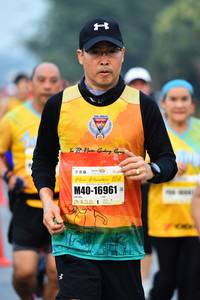 BIB: 102, 16961
                            <button type="button" onclick="openModal(8230712)" class="btn btn-primary btn-sm float-right btn-popup" data-toggle="modal" data-target=".modal-high-quality">
                        <i class="fas fa-shopping-cart"></i> Add to Cart
                    </button>
                                            <button type="button" onclick="isThisMe(8230712, true)" class="btn btn-success btn-sm float-right btn-popup btn-isme hidden" data-toggle="tooltip" data-placement="bottom" title="นี่คือรูปของคุณใช่ไหม คลิกที่นี่เพื่อเอาเข้าอัลบั้ม">
                        <i class="fas fa-plus"></i> Add to album
                    </button>
                    <button type="button" onclick="isThisMe(8230712, false)" class="btn btn-warning btn-sm float-right btn-popup btn-isnotme hidden">
                        <i class="fas fa-ban"></i> Remove from album
                    </button>