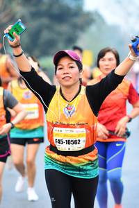 BIB: 10562, 530
                            <button type="button" onclick="openModal(8210568)" class="btn btn-primary btn-sm float-right btn-popup" data-toggle="modal" data-target=".modal-high-quality">
                        <i class="fas fa-shopping-cart"></i> Add to Cart
                    </button>
                                            <button type="button" onclick="isThisMe(8210568, true)" class="btn btn-success btn-sm float-right btn-popup btn-isme hidden" data-toggle="tooltip" data-placement="bottom" title="นี่คือรูปของคุณใช่ไหม คลิกที่นี่เพื่อเอาเข้าอัลบั้ม">
                        <i class="fas fa-plus"></i> Add to album
                    </button>
                    <button type="button" onclick="isThisMe(8210568, false)" class="btn btn-warning btn-sm float-right btn-popup btn-isnotme hidden">
                        <i class="fas fa-ban"></i> Remove from album
                    </button>
