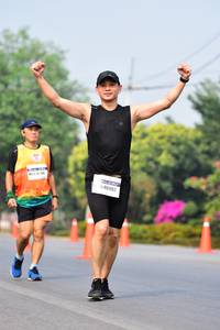 BIB: 46592
                            <button type="button" onclick="openModal(9431934)" class="btn btn-primary btn-sm float-right btn-popup" data-toggle="modal" data-target=".modal-high-quality">
                        <i class="fas fa-shopping-cart"></i> Add to Cart
                    </button>
                                            <button type="button" onclick="isThisMe(9431934, true)" class="btn btn-success btn-sm float-right btn-popup btn-isme hidden" data-toggle="tooltip" data-placement="bottom" title="นี่คือรูปของคุณใช่ไหม คลิกที่นี่เพื่อเอาเข้าอัลบั้ม">
                        <i class="fas fa-plus"></i> Add to album
                    </button>
                    <button type="button" onclick="isThisMe(9431934, false)" class="btn btn-warning btn-sm float-right btn-popup btn-isnotme hidden">
                        <i class="fas fa-ban"></i> Remove from album
                    </button>