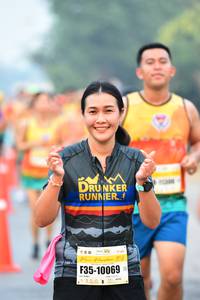BIB: 102, 10069
                            <button type="button" onclick="openModal(8186195)" class="btn btn-primary btn-sm float-right btn-popup" data-toggle="modal" data-target=".modal-high-quality">
                        <i class="fas fa-shopping-cart"></i> Add to Cart
                    </button>
                                            <button type="button" onclick="isThisMe(8186195, true)" class="btn btn-success btn-sm float-right btn-popup btn-isme hidden" data-toggle="tooltip" data-placement="bottom" title="นี่คือรูปของคุณใช่ไหม คลิกที่นี่เพื่อเอาเข้าอัลบั้ม">
                        <i class="fas fa-plus"></i> Add to album
                    </button>
                    <button type="button" onclick="isThisMe(8186195, false)" class="btn btn-warning btn-sm float-right btn-popup btn-isnotme hidden">
                        <i class="fas fa-ban"></i> Remove from album
                    </button>