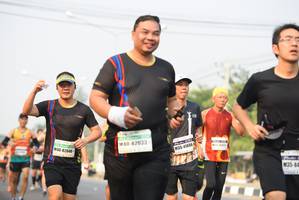 BIB: 191, 11641
                            <button type="button" onclick="openModal(7414030)" class="btn btn-primary btn-sm float-right btn-popup" data-toggle="modal" data-target=".modal-high-quality">
                        <i class="fas fa-shopping-cart"></i> Add to Cart
                    </button>
                                            <button type="button" onclick="isThisMe(7414030, true)" class="btn btn-success btn-sm float-right btn-popup btn-isme hidden" data-toggle="tooltip" data-placement="bottom" title="นี่คือรูปของคุณใช่ไหม คลิกที่นี่เพื่อเอาเข้าอัลบั้ม">
                        <i class="fas fa-plus"></i> Add to album
                    </button>
                    <button type="button" onclick="isThisMe(7414030, false)" class="btn btn-warning btn-sm float-right btn-popup btn-isnotme hidden">
                        <i class="fas fa-ban"></i> Remove from album
                    </button>