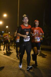 BIB: 195, 42211, 42195
                            <button type="button" onclick="openModal(8886417)" class="btn btn-primary btn-sm float-right btn-popup" data-toggle="modal" data-target=".modal-high-quality">
                        <i class="fas fa-shopping-cart"></i> Add to Cart
                    </button>
                                            <button type="button" onclick="isThisMe(8886417, true)" class="btn btn-success btn-sm float-right btn-popup btn-isme hidden" data-toggle="tooltip" data-placement="bottom" title="นี่คือรูปของคุณใช่ไหม คลิกที่นี่เพื่อเอาเข้าอัลบั้ม">
                        <i class="fas fa-plus"></i> Add to album
                    </button>
                    <button type="button" onclick="isThisMe(8886417, false)" class="btn btn-warning btn-sm float-right btn-popup btn-isnotme hidden">
                        <i class="fas fa-ban"></i> Remove from album
                    </button>