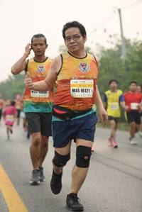 BIB: 16121, 0668
                            <button type="button" onclick="openModal(7465670)" class="btn btn-primary btn-sm float-right btn-popup" data-toggle="modal" data-target=".modal-high-quality">
                        <i class="fas fa-shopping-cart"></i> Add to Cart
                    </button>
                                            <button type="button" onclick="isThisMe(7465670, true)" class="btn btn-success btn-sm float-right btn-popup btn-isme hidden" data-toggle="tooltip" data-placement="bottom" title="นี่คือรูปของคุณใช่ไหม คลิกที่นี่เพื่อเอาเข้าอัลบั้ม">
                        <i class="fas fa-plus"></i> Add to album
                    </button>
                    <button type="button" onclick="isThisMe(7465670, false)" class="btn btn-warning btn-sm float-right btn-popup btn-isnotme hidden">
                        <i class="fas fa-ban"></i> Remove from album
                    </button>