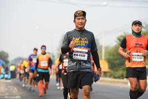 BIB: 41638, 42402
                            <button type="button" onclick="openModal(8581987)" class="btn btn-primary btn-sm float-right btn-popup" data-toggle="modal" data-target=".modal-high-quality">
                        <i class="fas fa-shopping-cart"></i> Add to Cart
                    </button>
                                            <button type="button" onclick="isThisMe(8581987, true)" class="btn btn-success btn-sm float-right btn-popup btn-isme hidden" data-toggle="tooltip" data-placement="bottom" title="นี่คือรูปของคุณใช่ไหม คลิกที่นี่เพื่อเอาเข้าอัลบั้ม">
                        <i class="fas fa-plus"></i> Add to album
                    </button>
                    <button type="button" onclick="isThisMe(8581987, false)" class="btn btn-warning btn-sm float-right btn-popup btn-isnotme hidden">
                        <i class="fas fa-ban"></i> Remove from album
                    </button>