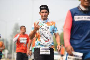 BIB: 46748
                            <button type="button" onclick="openModal(8807106)" class="btn btn-primary btn-sm float-right btn-popup" data-toggle="modal" data-target=".modal-high-quality">
                        <i class="fas fa-shopping-cart"></i> Add to Cart
                    </button>
                                            <button type="button" onclick="isThisMe(8807106, true)" class="btn btn-success btn-sm float-right btn-popup btn-isme hidden" data-toggle="tooltip" data-placement="bottom" title="นี่คือรูปของคุณใช่ไหม คลิกที่นี่เพื่อเอาเข้าอัลบั้ม">
                        <i class="fas fa-plus"></i> Add to album
                    </button>
                    <button type="button" onclick="isThisMe(8807106, false)" class="btn btn-warning btn-sm float-right btn-popup btn-isnotme hidden">
                        <i class="fas fa-ban"></i> Remove from album
                    </button>