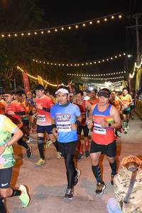 BIB: 48292, 40393
                            <button type="button" onclick="openModal(7280778)" class="btn btn-primary btn-sm float-right btn-popup" data-toggle="modal" data-target=".modal-high-quality">
                        <i class="fas fa-shopping-cart"></i> Add to Cart
                    </button>
                                            <button type="button" onclick="isThisMe(7280778, true)" class="btn btn-success btn-sm float-right btn-popup btn-isme hidden" data-toggle="tooltip" data-placement="bottom" title="นี่คือรูปของคุณใช่ไหม คลิกที่นี่เพื่อเอาเข้าอัลบั้ม">
                        <i class="fas fa-plus"></i> Add to album
                    </button>
                    <button type="button" onclick="isThisMe(7280778, false)" class="btn btn-warning btn-sm float-right btn-popup btn-isnotme hidden">
                        <i class="fas fa-ban"></i> Remove from album
                    </button>