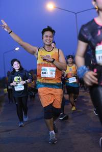 BIB: 137
                            <button type="button" onclick="openModal(9226044)" class="btn btn-primary btn-sm float-right btn-popup" data-toggle="modal" data-target=".modal-high-quality">
                        <i class="fas fa-shopping-cart"></i> Add to Cart
                    </button>
                                            <button type="button" onclick="isThisMe(9226044, true)" class="btn btn-success btn-sm float-right btn-popup btn-isme hidden" data-toggle="tooltip" data-placement="bottom" title="นี่คือรูปของคุณใช่ไหม คลิกที่นี่เพื่อเอาเข้าอัลบั้ม">
                        <i class="fas fa-plus"></i> Add to album
                    </button>
                    <button type="button" onclick="isThisMe(9226044, false)" class="btn btn-warning btn-sm float-right btn-popup btn-isnotme hidden">
                        <i class="fas fa-ban"></i> Remove from album
                    </button>